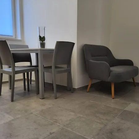 Borgo Di Levante Luxury Apartment Brindisi